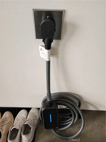 $1,419,000 | 2603 Nelson Avenue, Unit B, Redondo Beach, CA 90278