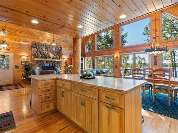 $995,000 | 13927 Scenic Court, Crosslake, MN 56442