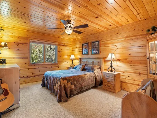 $995,000 | 13927 Scenic Court, Crosslake, MN 56442