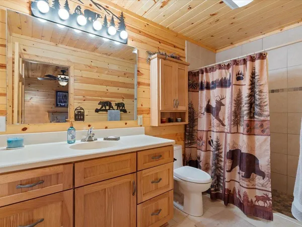 $995,000 | 13927 Scenic Court, Crosslake, MN 56442