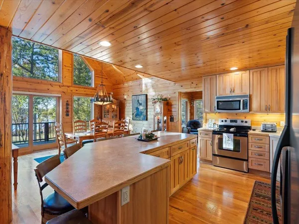 $995,000 | 13927 Scenic Court, Crosslake, MN 56442