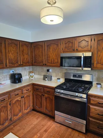 $544,442 | 4422 Center Avenue, Lisle, IL 60532