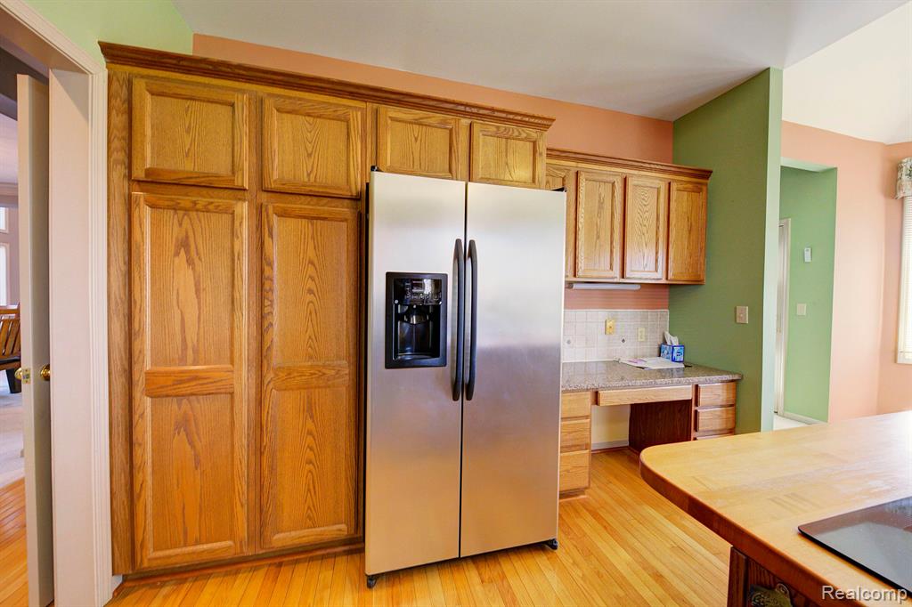 781 Sandalwood Road Canton, MI 48188 - Photo 14 of 35 Gallery Image 14
