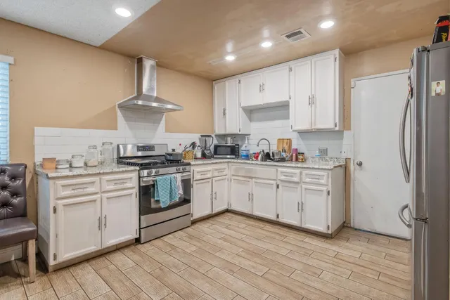 $310,000 | 105 West Clark Street, Madera, CA 93638