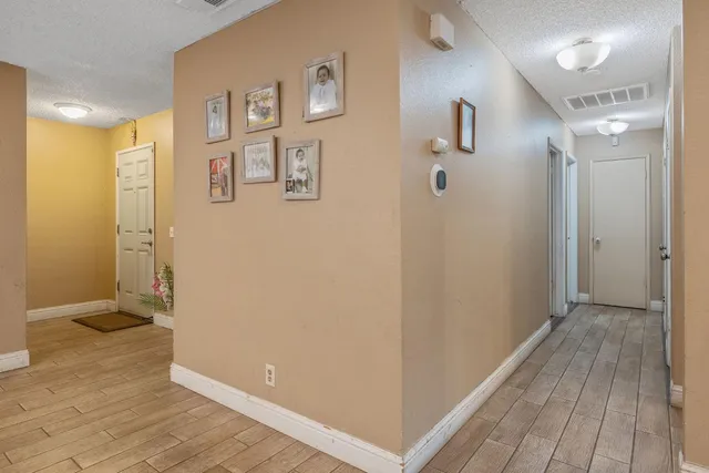 $310,000 | 105 West Clark Street, Madera, CA 93638