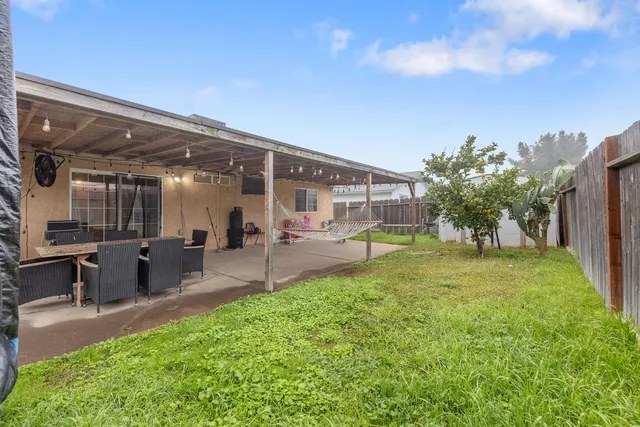 $310,000 | 105 West Clark Street, Madera, CA 93638