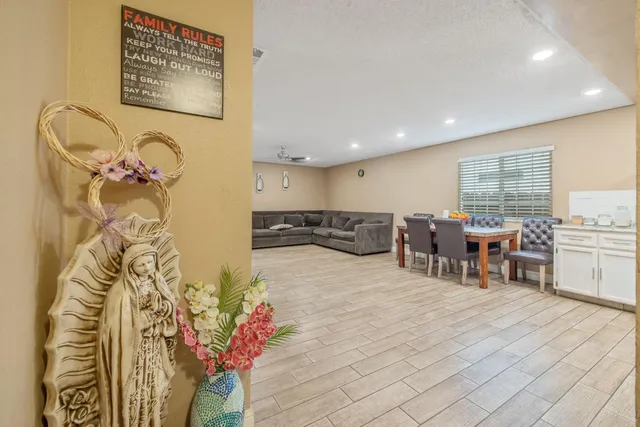 $310,000 | 105 West Clark Street, Madera, CA 93638