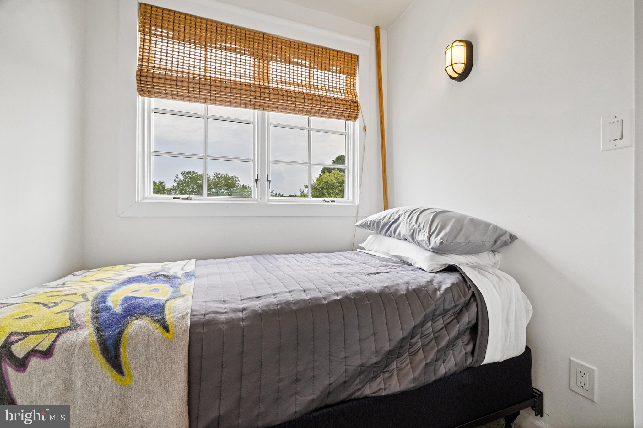 366 Queen Anne Road Stevensville, MD 21666 - Photo 19 of 25 Third Floor Bedroom 2