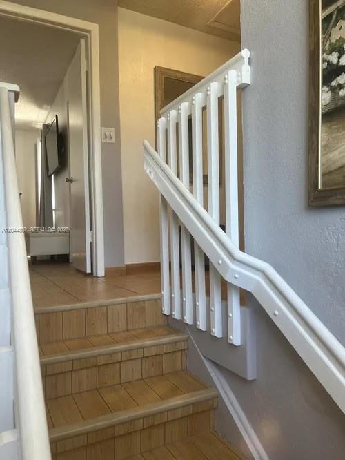 12701 Southwest 70th Lane Miami, FL 33183 - Photo 9 of 27 Stairs