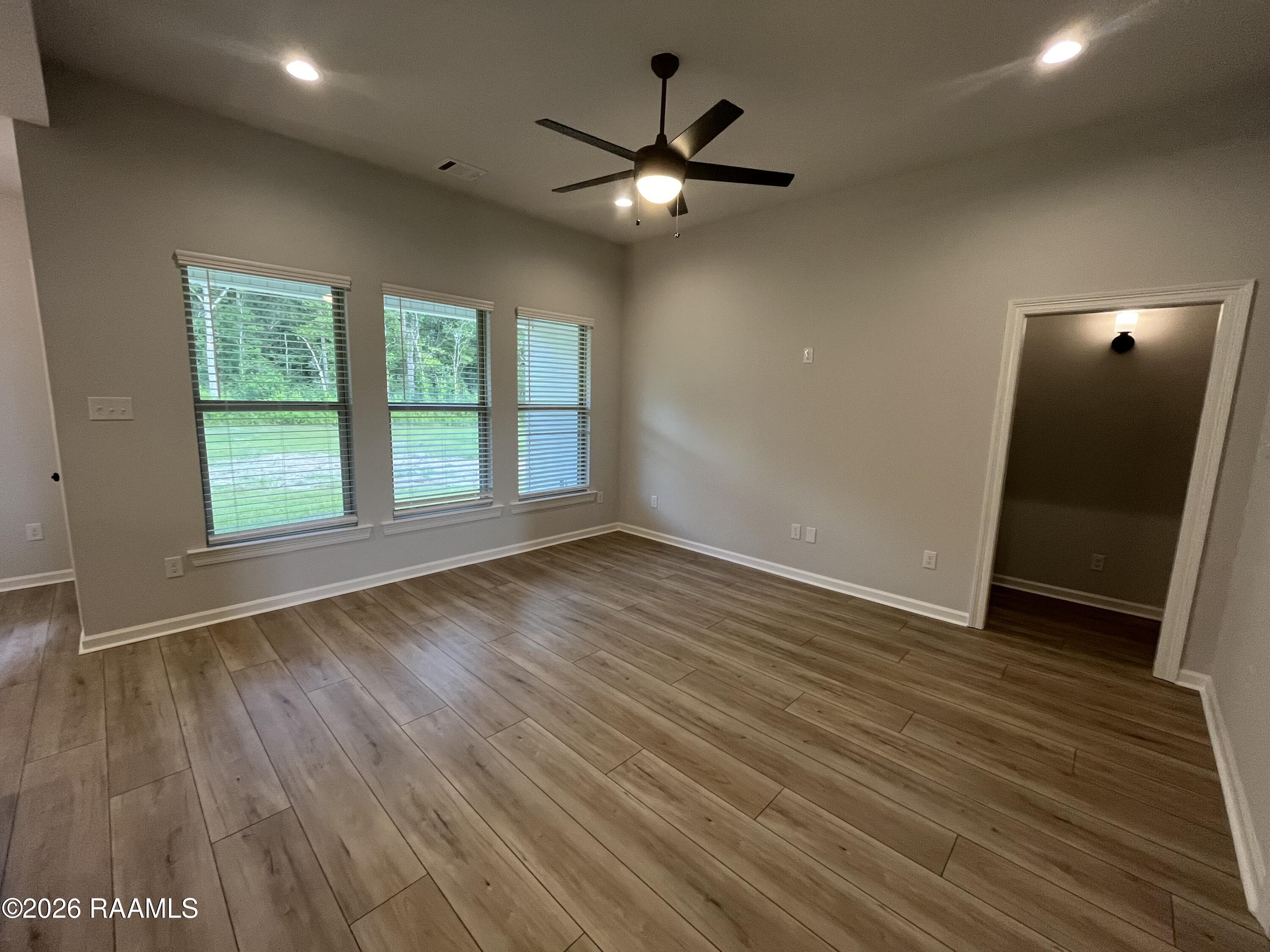 140 Ember Rdg Lane Duson, LA 70529 - Photo 3 of 5 LIVING ROOM