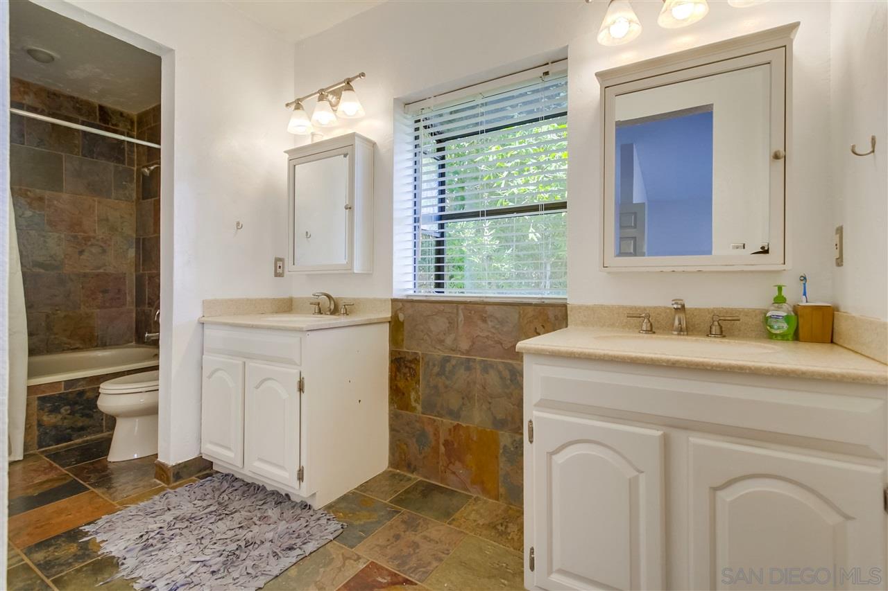 1748 Swallowtail Road Encinitas, CA 92024 - Photo 17 of 25