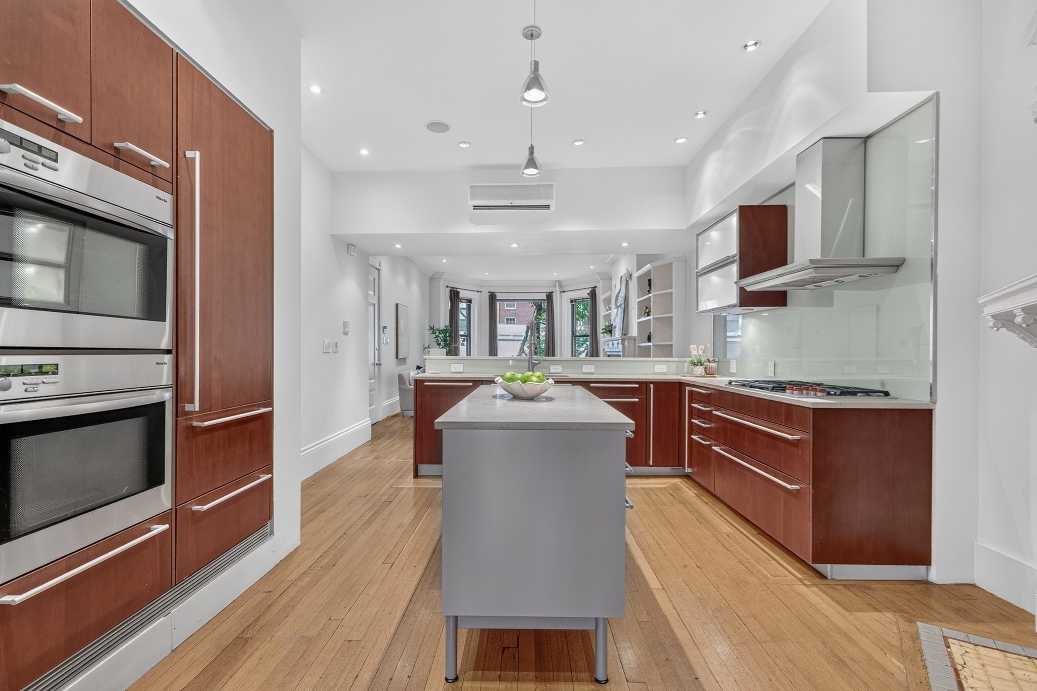 37 Bay State Road, Unit 13 Boston, MA 02215 - Photo 22 of 36 Gallery Image 22