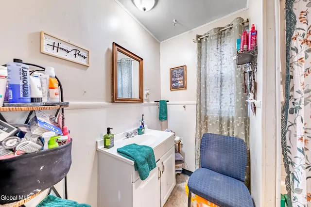 $269,000 | 585 6th Avenue, Watervliet, NY 12189