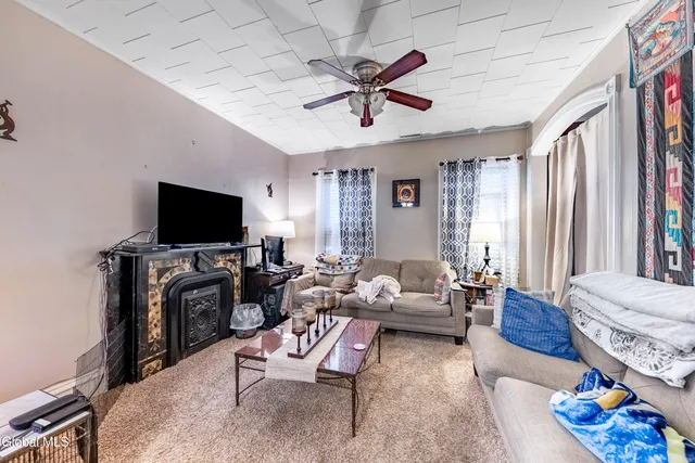 $269,000 | 585 6th Avenue, Watervliet, NY 12189