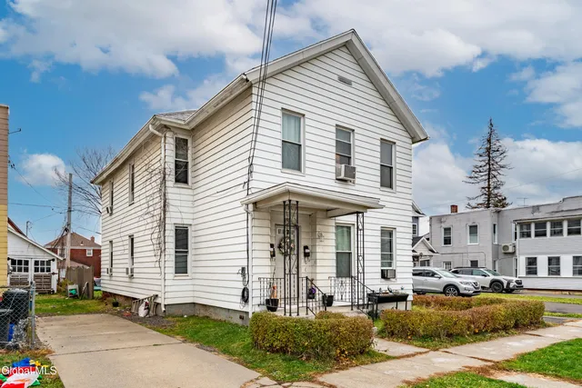 $269,000 | 585 6th Avenue, Watervliet, NY 12189