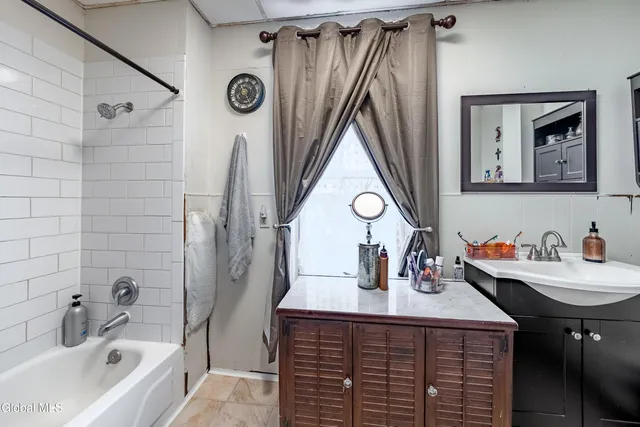 $269,000 | 585 6th Avenue, Watervliet, NY 12189