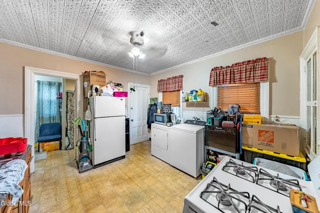 $269,000 | 585 6th Avenue, Watervliet, NY 12189