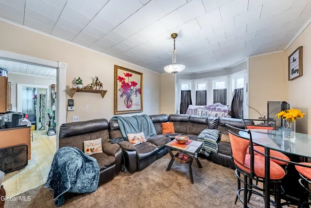 $269,000 | 585 6th Avenue, Watervliet, NY 12189