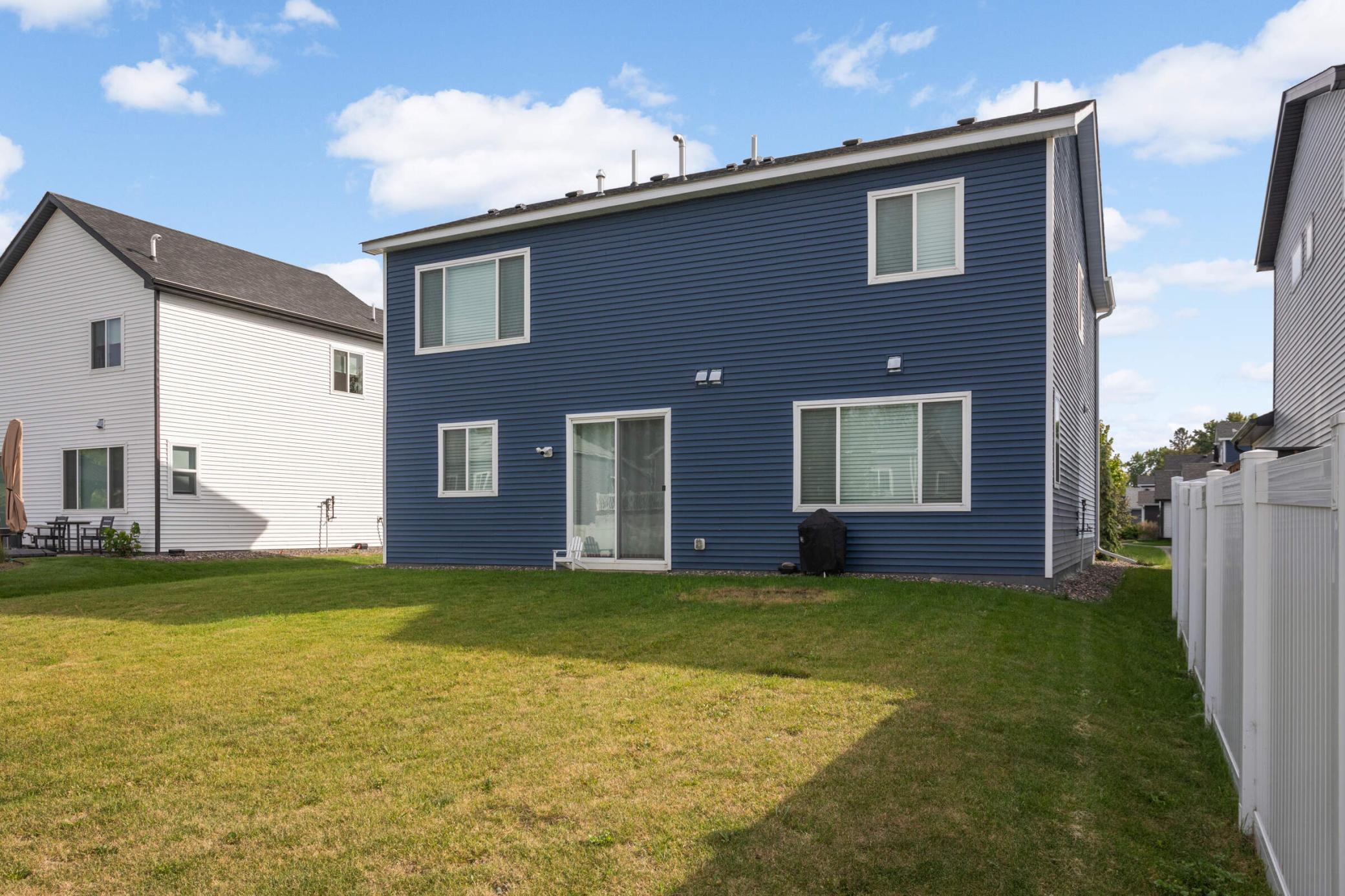 700 68th Lane North Brooklyn Center, MN 55430 - Photo 7 of 8