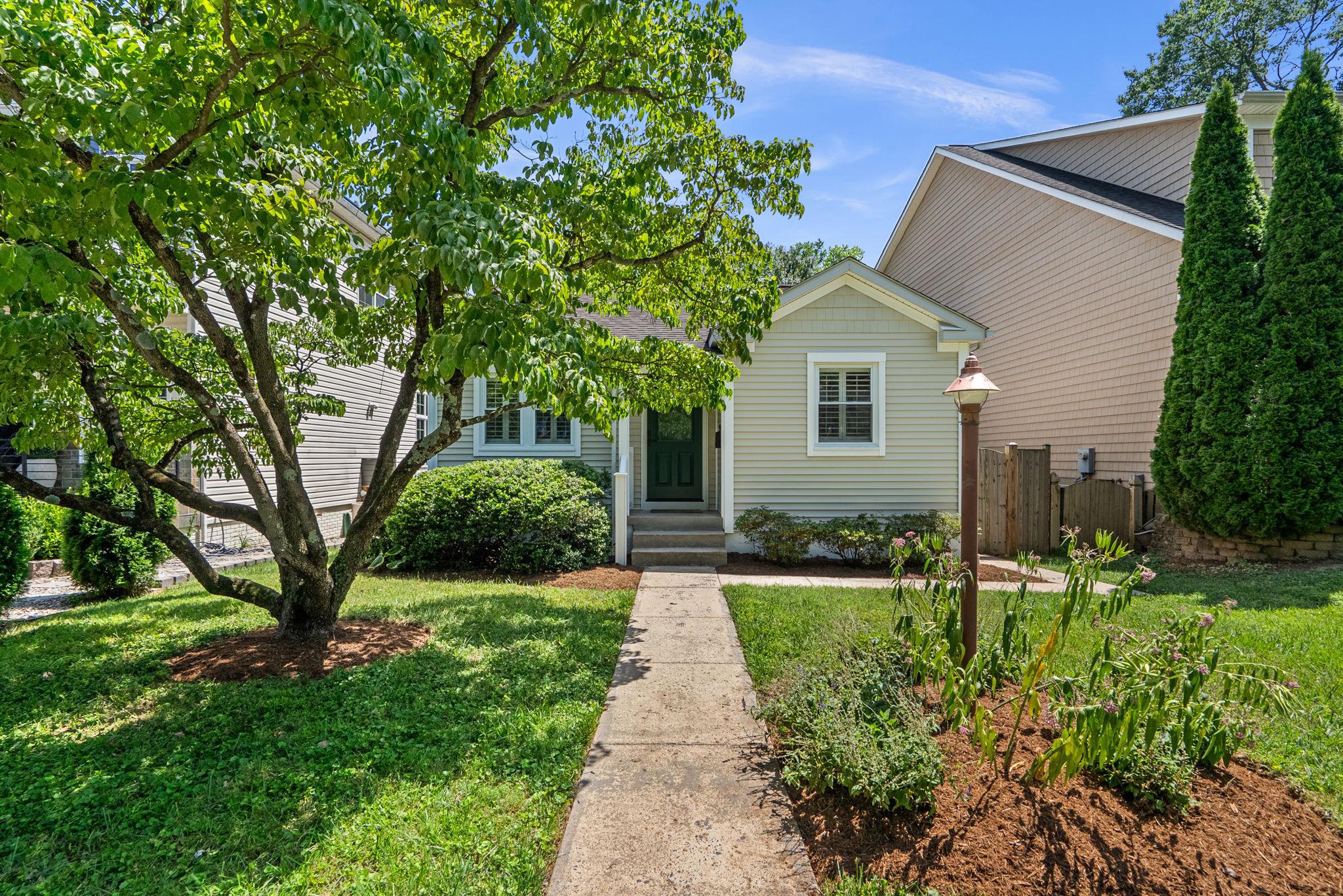 513 Park Road Rockville, MD 20850 - Photo 2 of 43 Manicured Front Yard with Private Side Gate Access