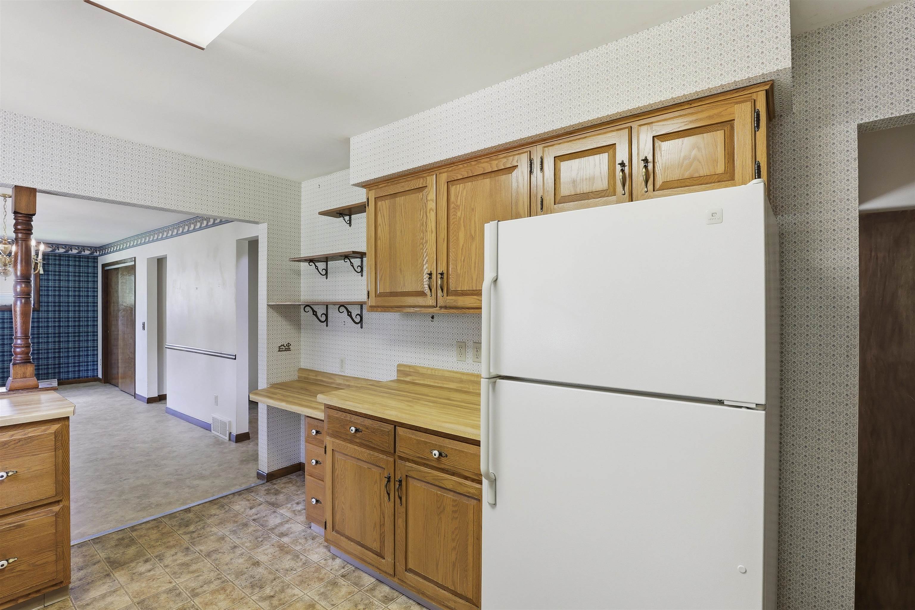 5400 Long Court Appleton, WI 54914 - Photo 11 of 38