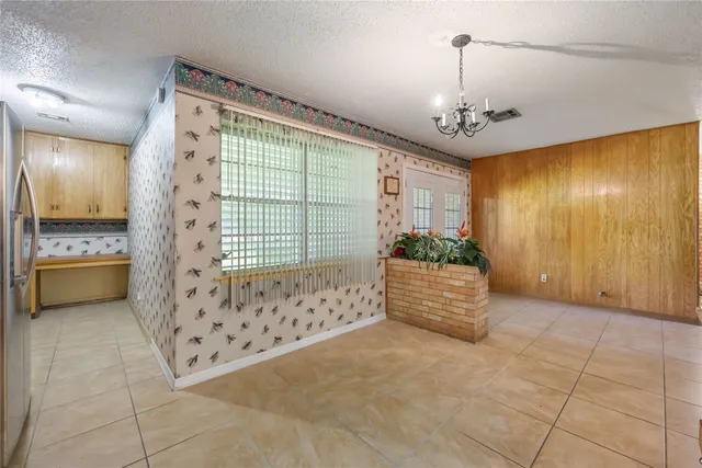 $230,000 | 2612 Lake Park Drive, La Marque, TX 77568