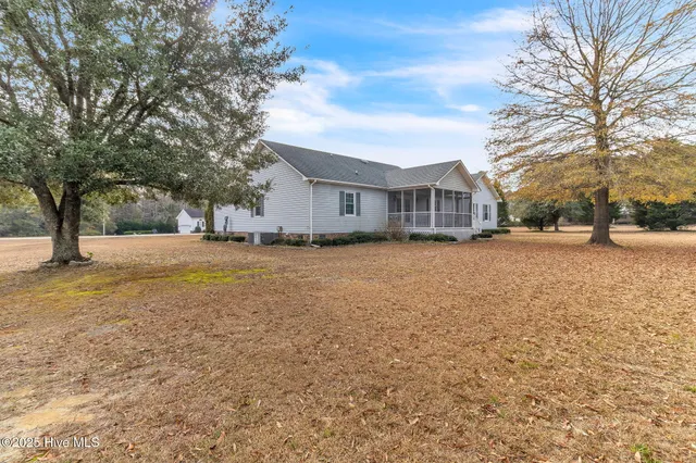 $230,000 | 22 Antinori Lane South, Tabor City, NC 28463