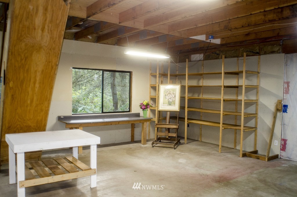 4024 Rachel Road Clinton, WA 98236 - Photo 14 of 21 Gallery Image 14