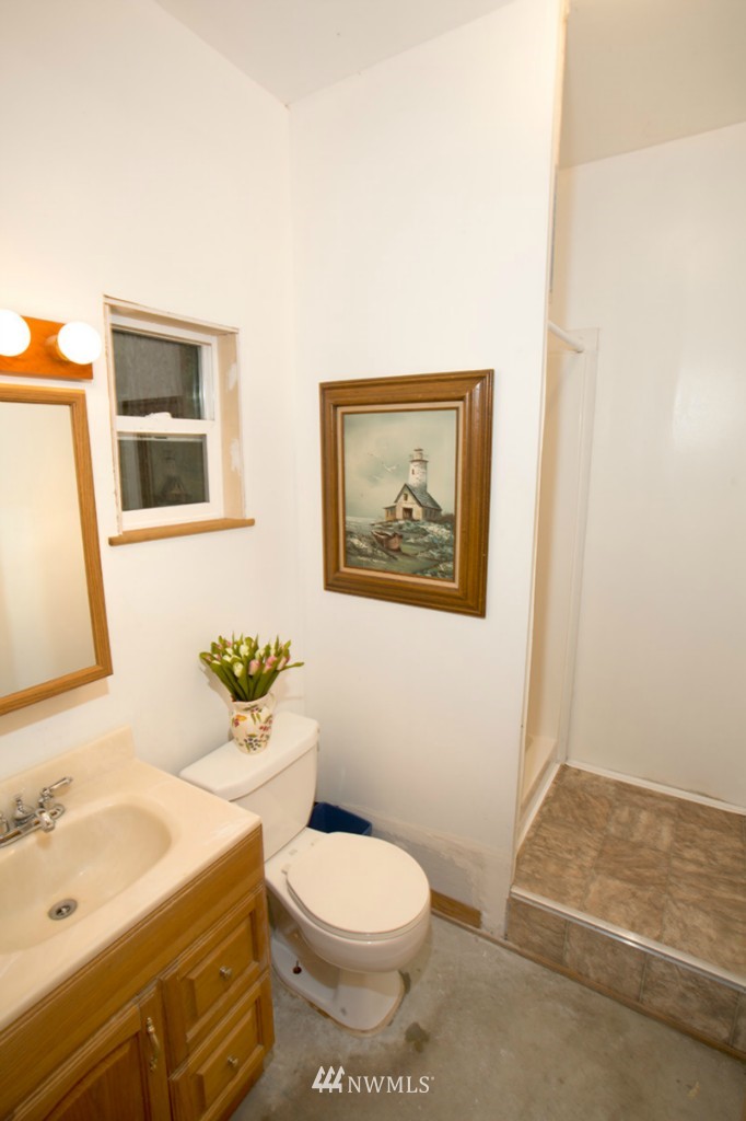 4024 Rachel Road Clinton, WA 98236 - Photo 16 of 21 Gallery Image 16