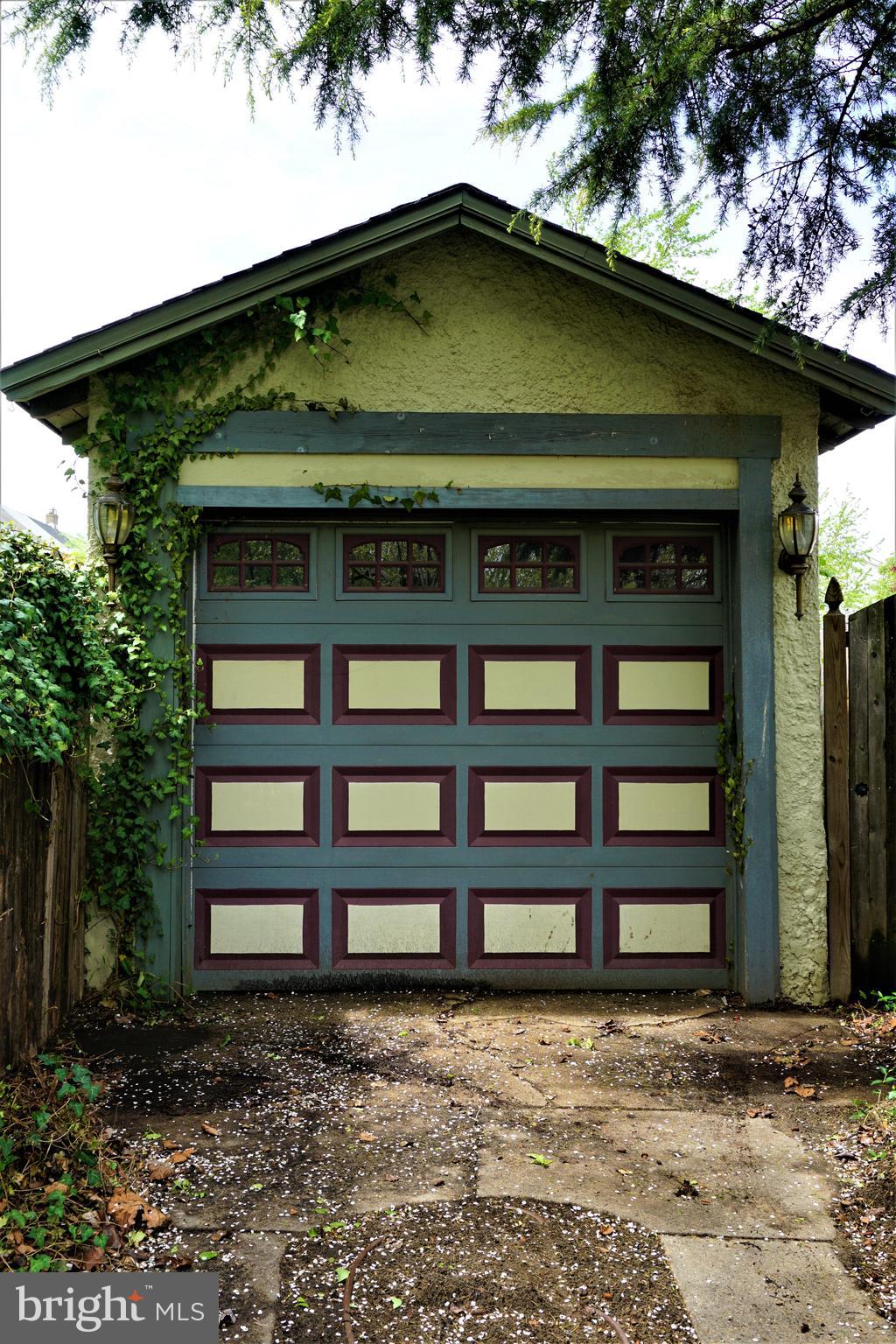 545 Kossuth Street Riverside, NJ 08075 - Photo 12 of 13 Detached Garage