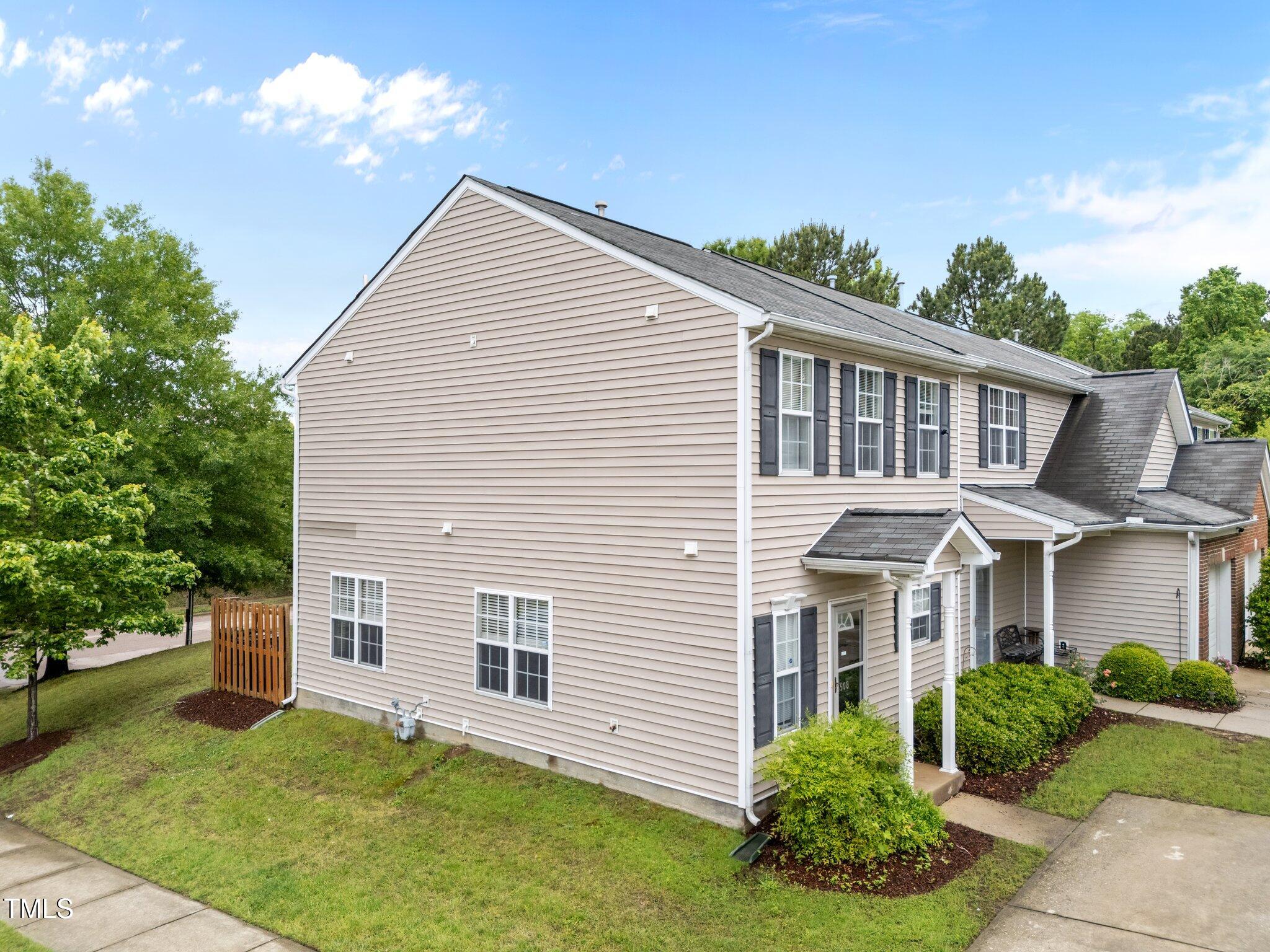 3508 Oneonta Avenue Raleigh, NC 27604 - Photo 5 of 28 Close Up Exterior