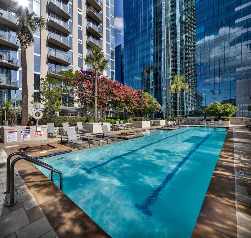 360 Nueces Street, Unit 2906 Austin, TX 78701 - Photo 8 of 9 a view of a building with sitting area