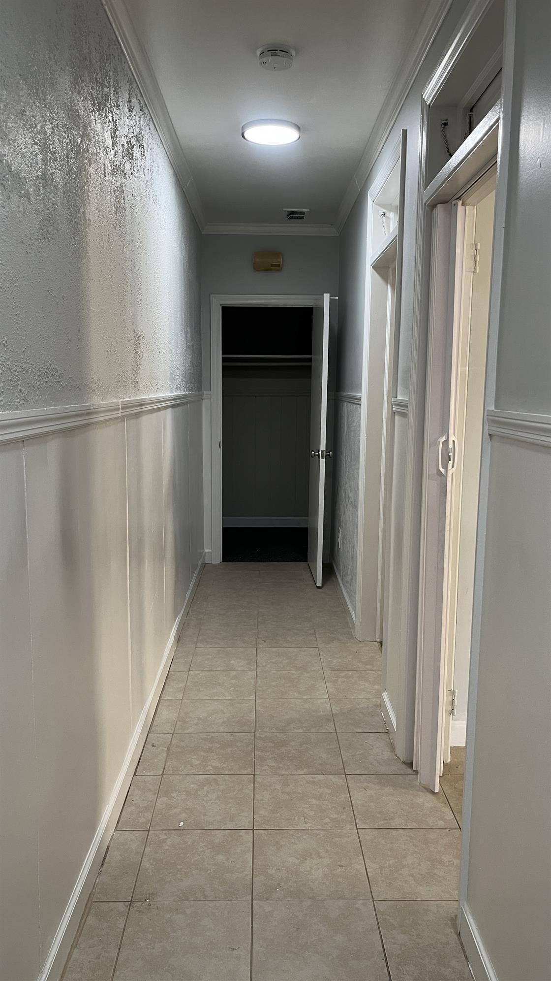 704 Blue Ridge Avenue, Unit 5 Bedford, VA 24523 - Photo 2 of 10 a view of an empty room