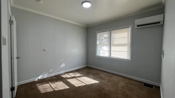 $950 | 704 Blue Ridge Avenue, Unit 5, Bedford, VA 24523