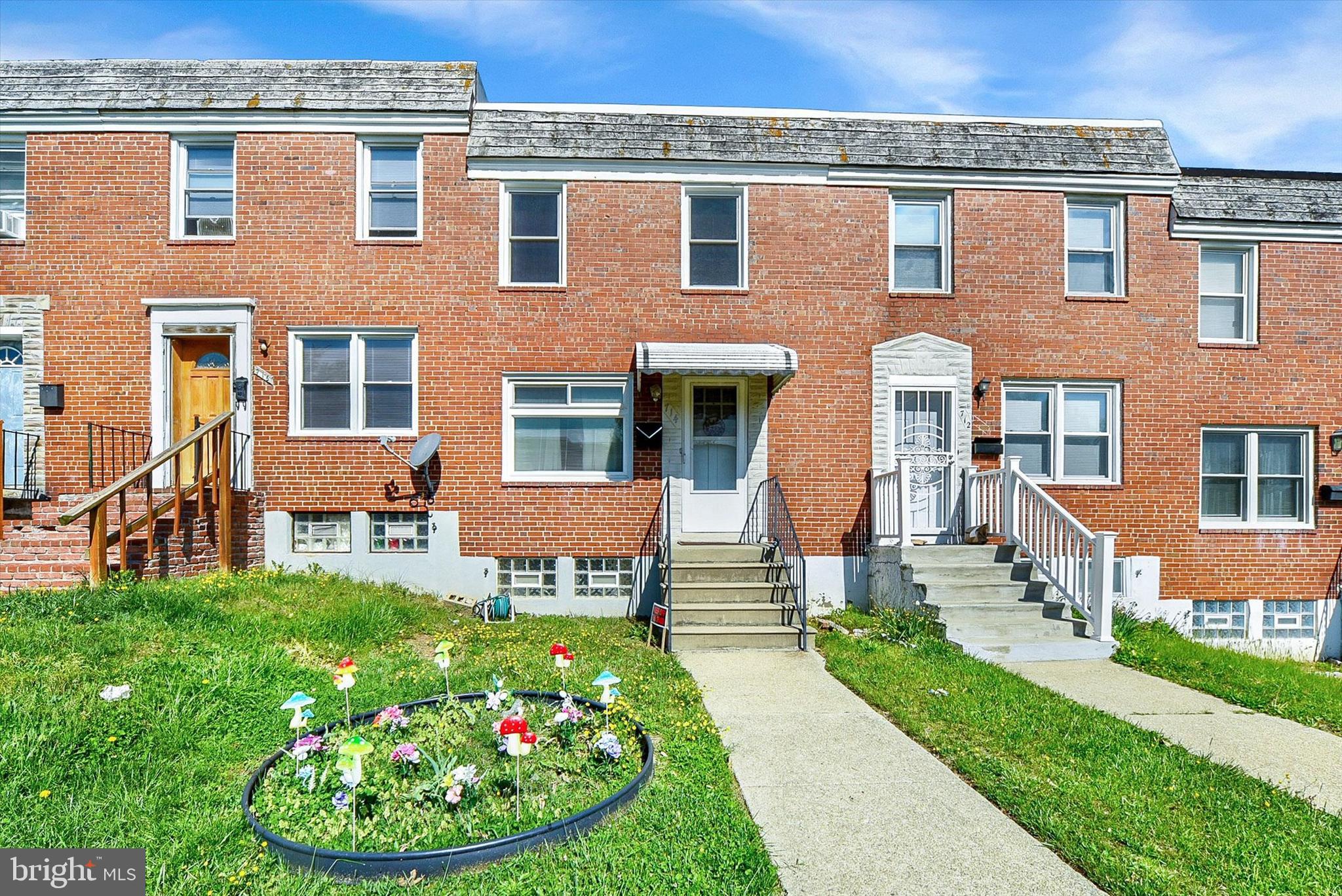 714 Bethnal Road Baltimore, MD 21229 - Photo 2 of 34 Charming brick townhome with garden
