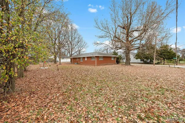 $126,000 | 220 East 8th Street, Marissa, IL 62257