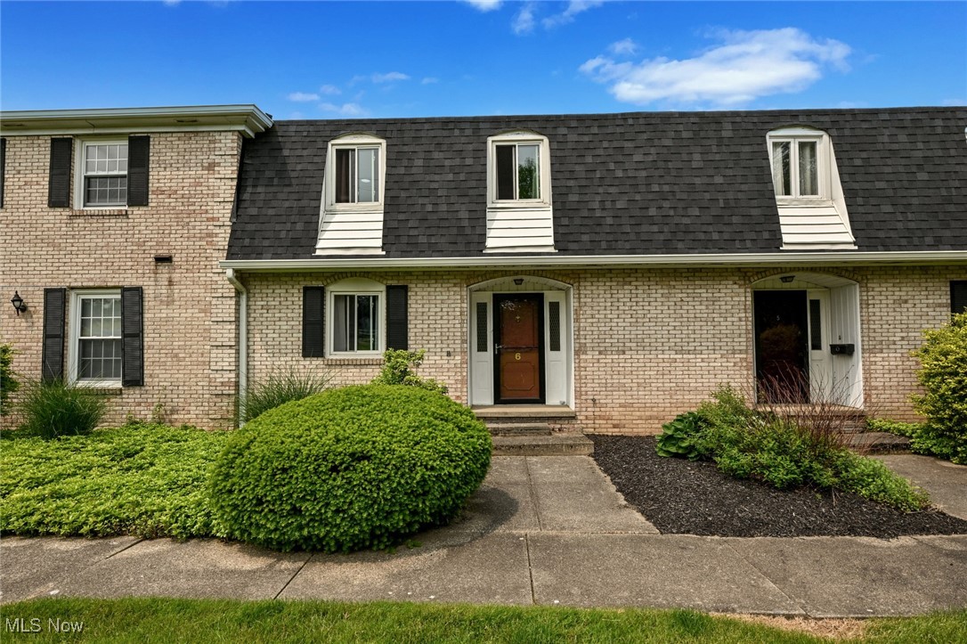 824 South Chillicothe Road, Unit 6 Aurora, OH 44202 - Photo 2 of 35