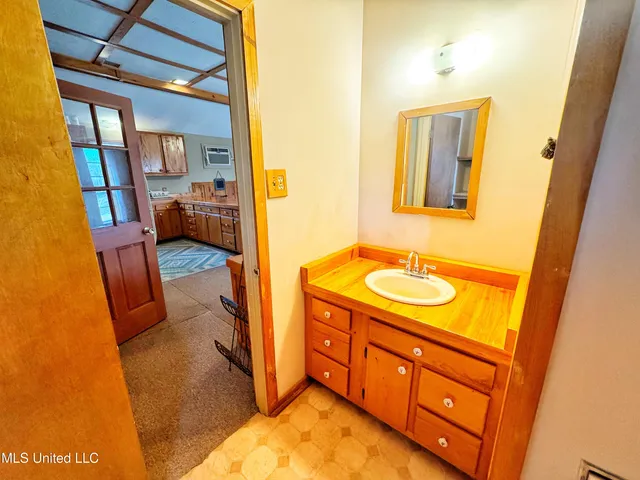 $70,000 | 77 Old Levee Road, Alligator, MS 38720