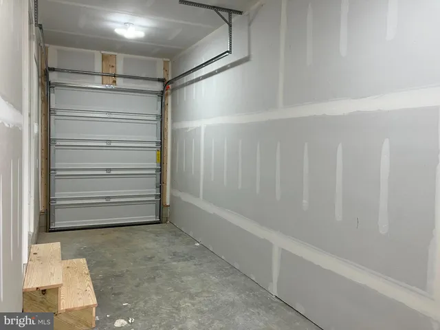 a view of walk in closet