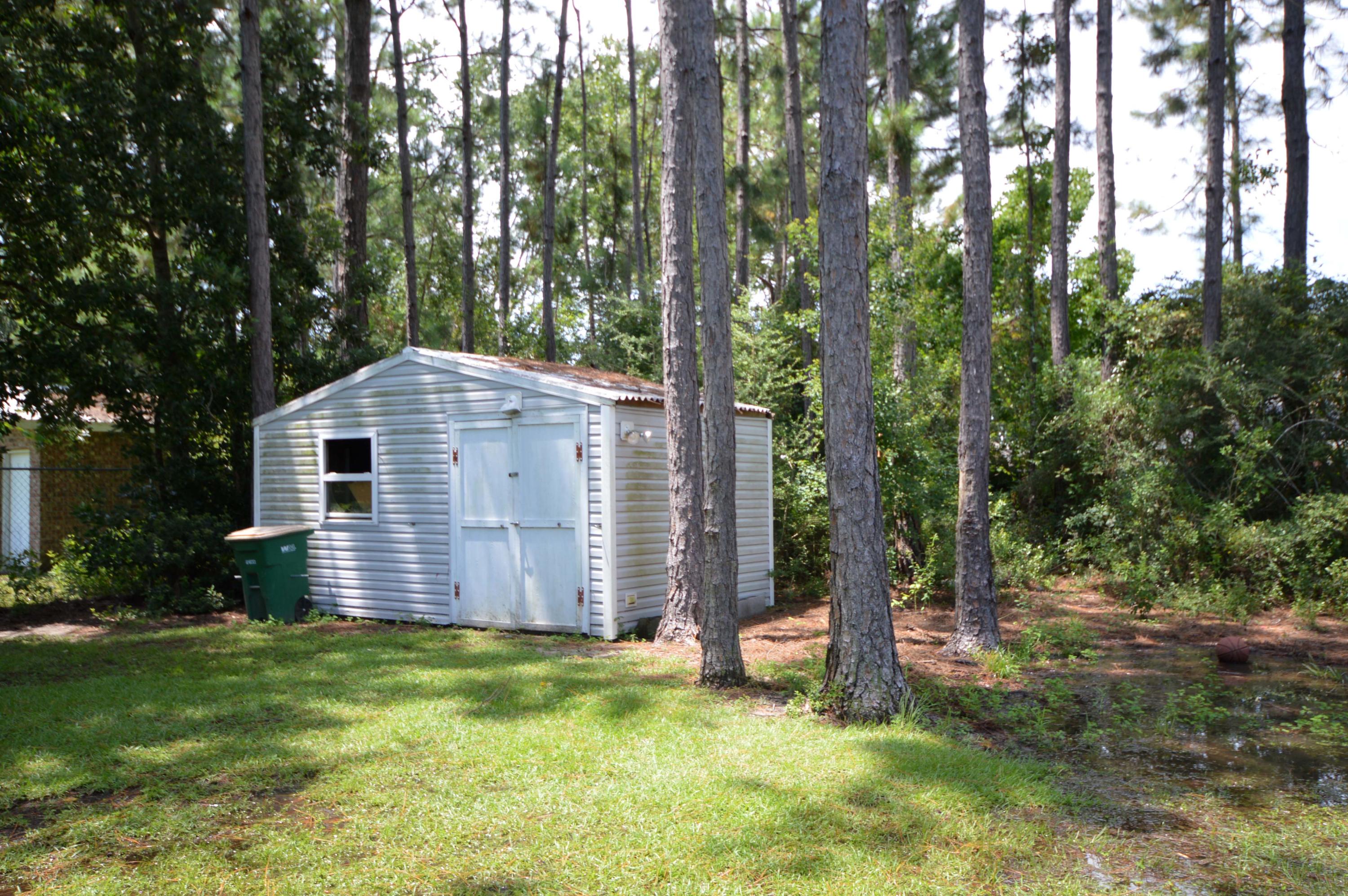 7544 Loop Street Navarre, FL 32566 - Photo 7 of 54 Gallery Image 7