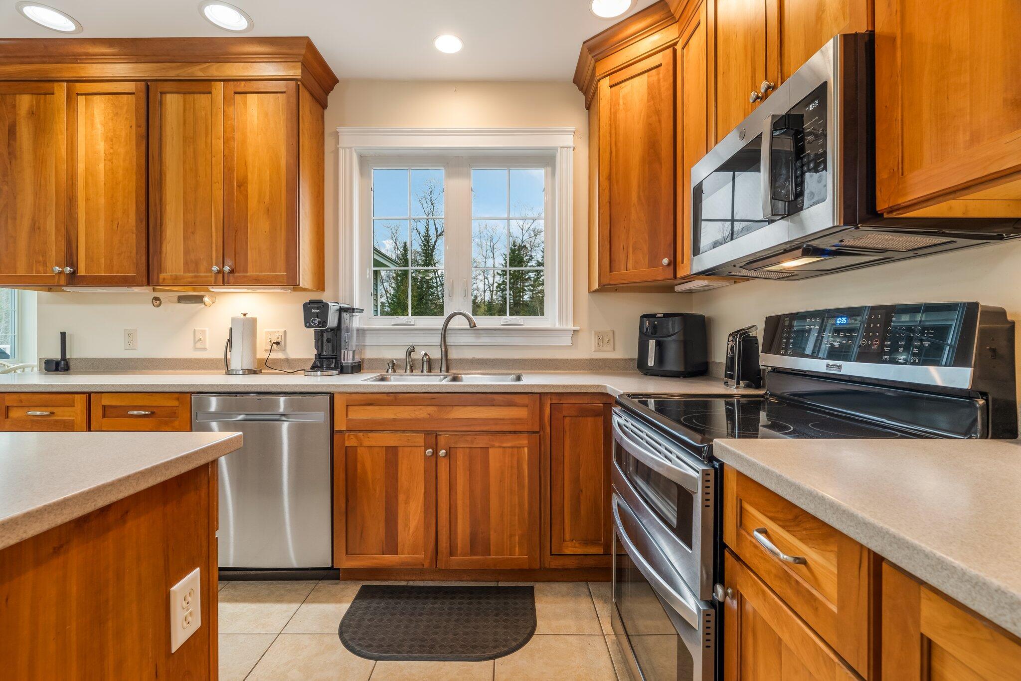 104 Main Trail Hampden, ME 04444 - Photo 11 of 50 Kitchen