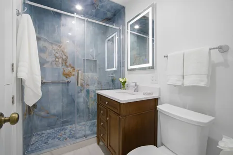 $399,000 | 1825 Beverly Place, Highland Park, IL 60035