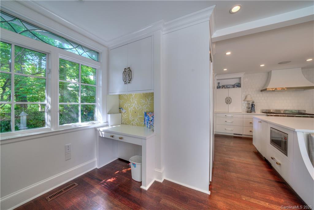 2301 Cortelyou Road Charlotte, NC 28211 - Photo 13 of 48 Gallery Image 13
