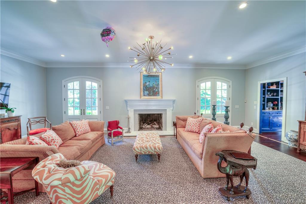 2301 Cortelyou Road Charlotte, NC 28211 - Photo 17 of 48 Gallery Image 17