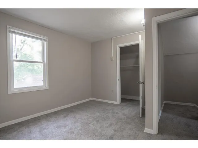 $2,400 | 608 7th Avenue South, Hopkins, MN 55343