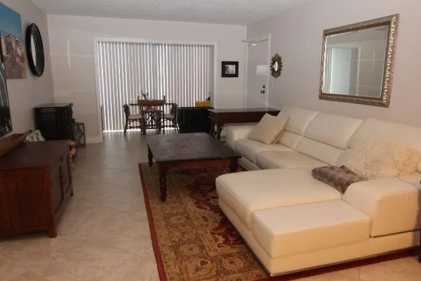 $2,150 | 6219 Bay Club Drive, Unit 2, Fort Lauderdale, FL 33308