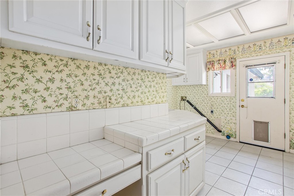 6966 Ranch View Road Riverside, CA 92506 - Photo 19 of 73