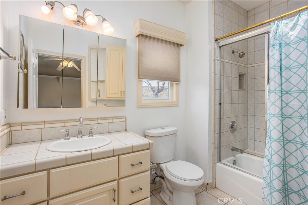 6966 Ranch View Road Riverside, CA 92506 - Photo 26 of 73