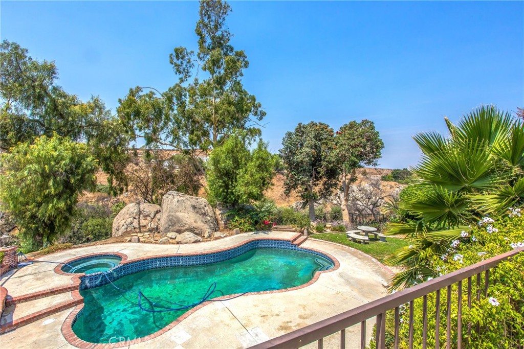 6966 Ranch View Road Riverside, CA 92506 - Photo 37 of 73