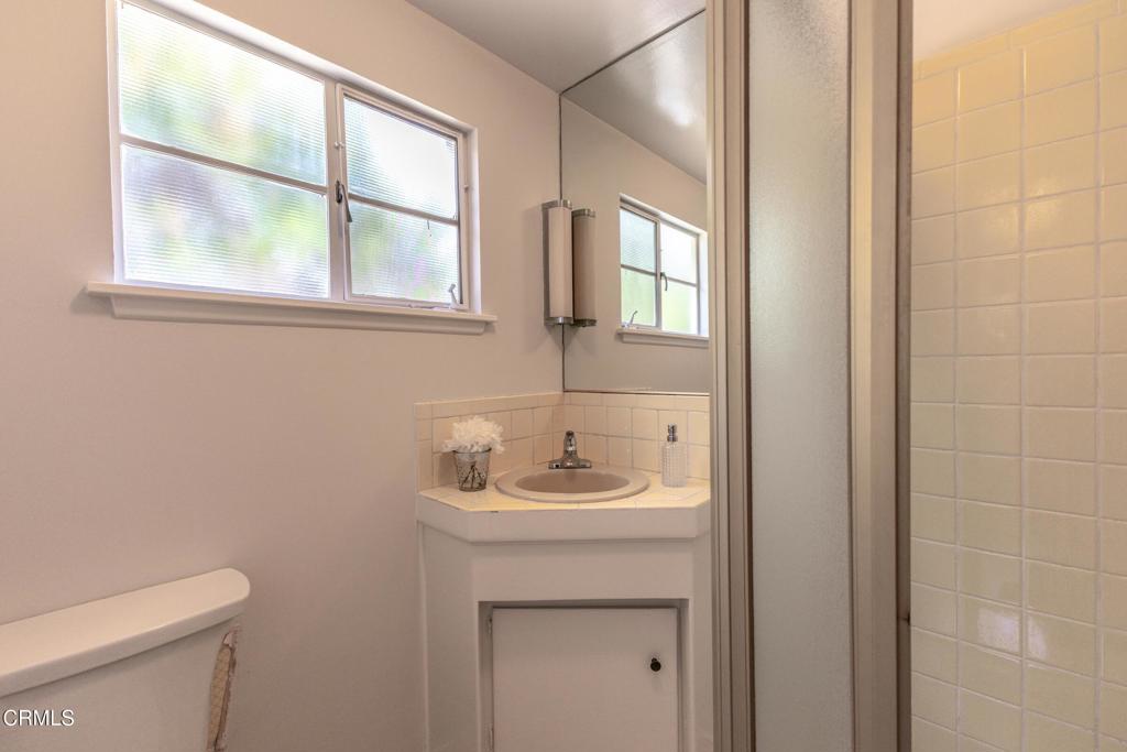 890 Ridgeside Drive Monrovia, CA 91016 - Photo 12 of 31 12